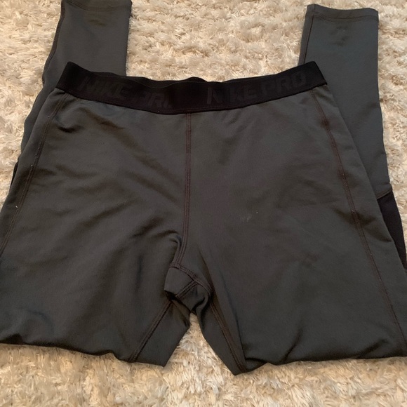 Nike workout leggings - Picture 2 of 6